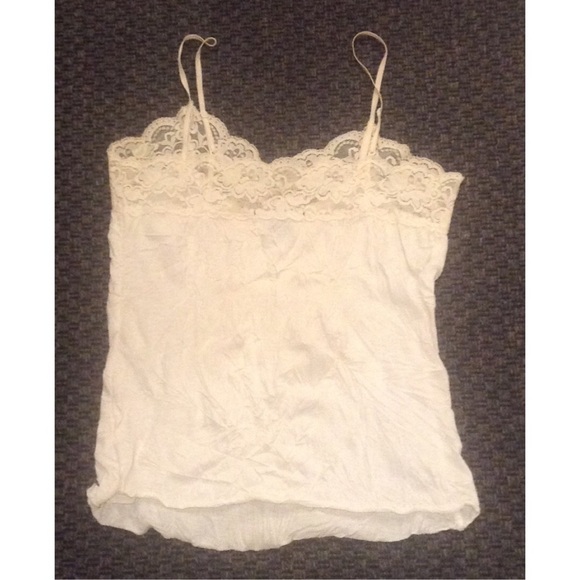 💕ARDEN B💕 White Camisole with Lace Trim - Picture 2 of 6